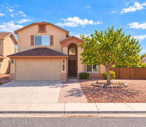 999 Gilmer Way, Las Cruces, NM, 88005 | Card Image