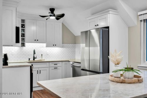 113b-107 Riverview Ave, Neptune City, NJ, 07753-6472 | Card Image