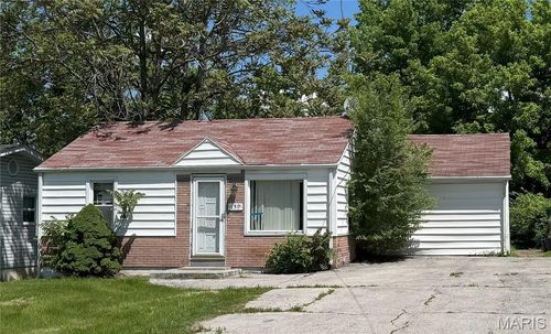 159 Flora Dr, Saint Louis, MO, 63135-1054 | Card Image