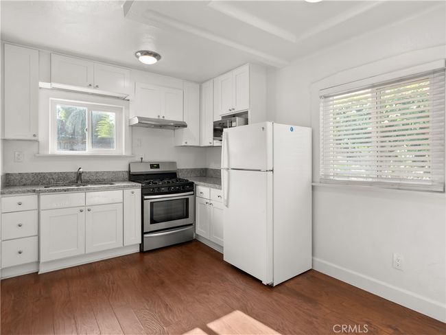 1406 Argonne Ave, Home with 1 bedrooms, 1 bathrooms and null parking in Long Beach CA | Image 8