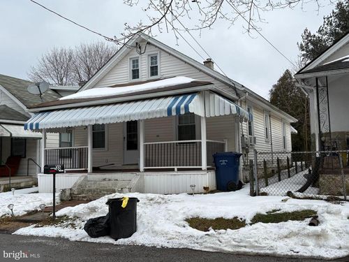 35 S Park Ave, COATESVILLE, PA, 19320-2837 | Card Image