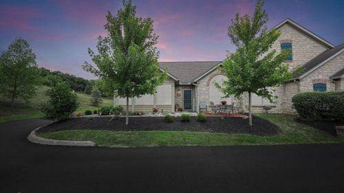 106 Stonegate Dr, Pataskala, OH, 43062-8089 | Card Image