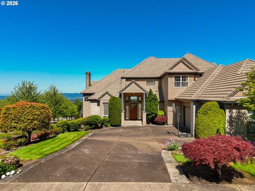 9211 Se Highgate Dr, Happy Valley, OR, 97086-9170 | Card Image