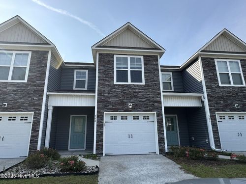 364 S Stingray Ln, Sneads Ferry, NC, 28460-6019 | Card Image