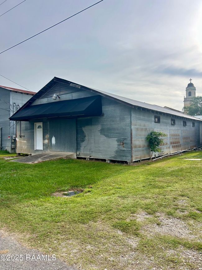 rear building | Image 24