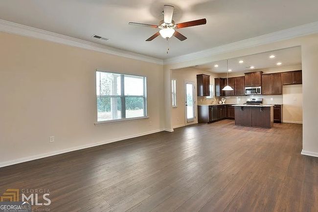 15 October Ave, House other with 4 bedrooms, 3 bathrooms and null parking in Newnan GA | Image 6