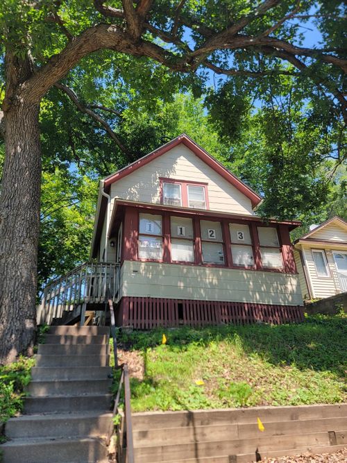 1123 6th St E, Saint Paul, MN, 55106-4633 | Card Image