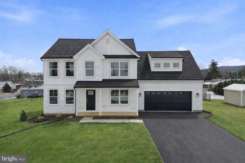 228 Hockersville Rd, HERSHEY, PA, 17033-1964 | Card Image