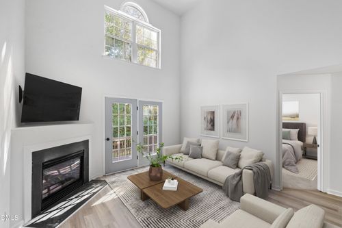 12 Sameer Ct, Durham, NC, 27703-5876 | Card Image