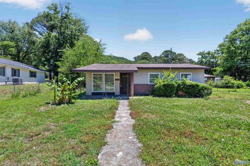 238 Victory Ln Ne, Huntsville, AL, 35811-1427 | Card Image