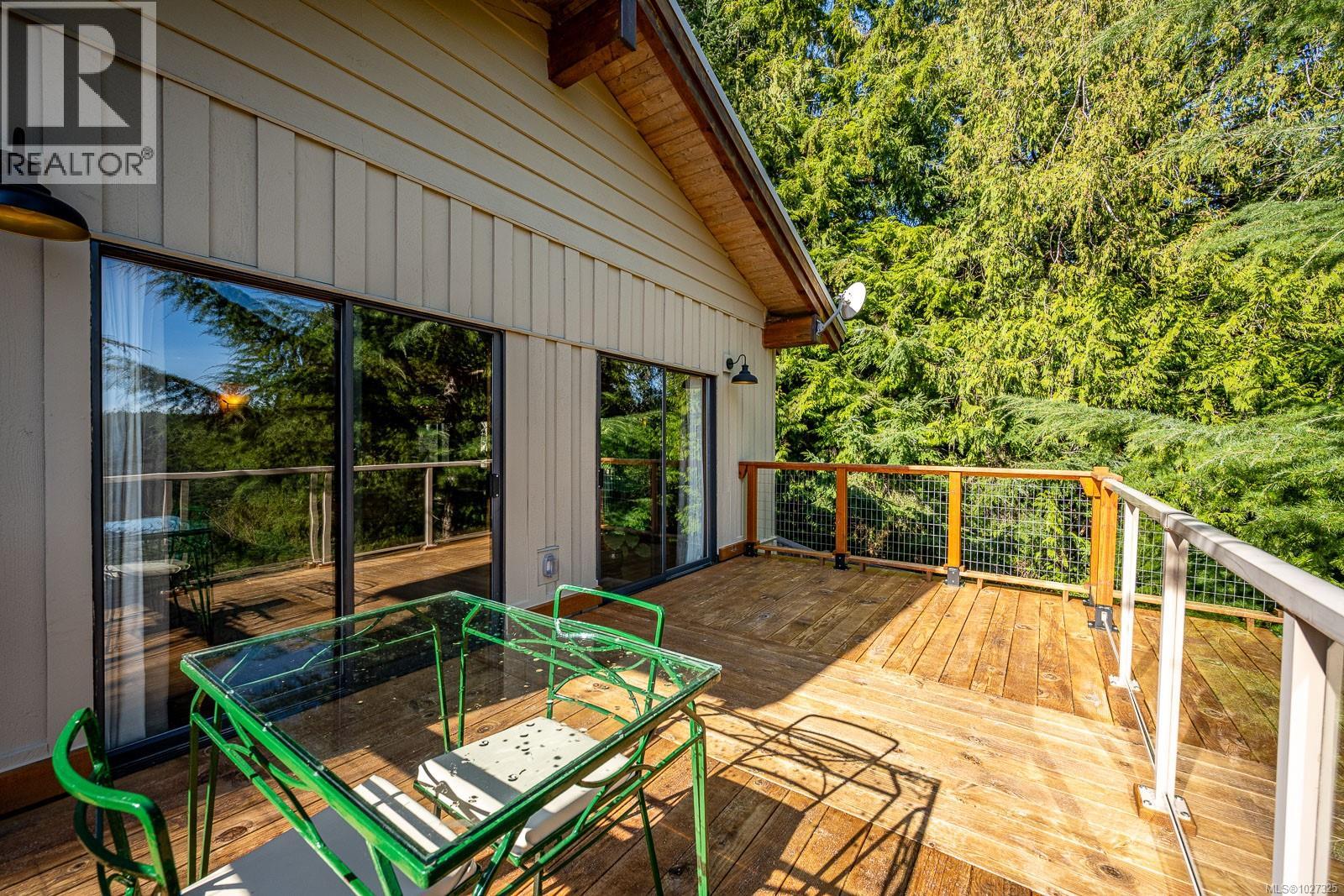 Residential in Cortes Island 3