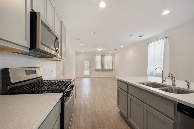 12009 Curlin Cv, House other with 4 bedrooms, 3 bathrooms and 6 parking in Buda TX | Image 6