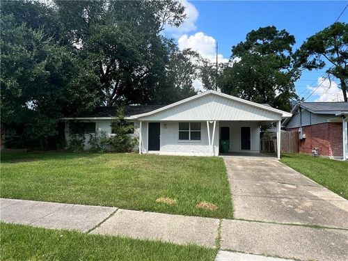 3649 Meadowdale Dr, Slidell, LA, 70458-4717 | Card Image