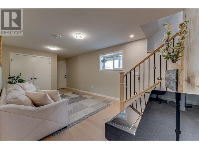 8935 Kalamalka Rd, House other with 4 bedrooms, 3 bathrooms and 30 parking in Coldstream BC | Image 31