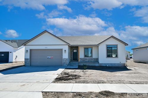 3178 Peacock Ln, Ammon, ID, 83406-1004 | Card Image