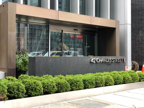 2103-42 Charles St E, Toronto, ON, M4Y0B7 | Card Image