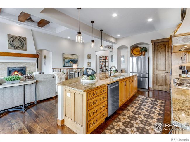 Beautiful and Grand | Image 24