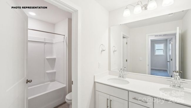 BATHROOM 2 | Image 20