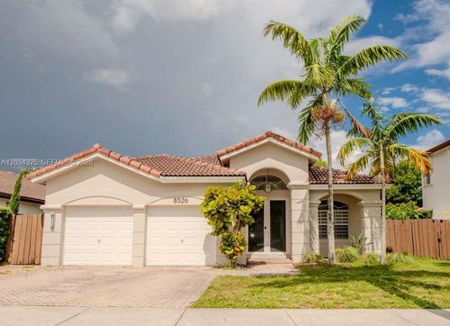 0-8526 Nw 110th Pl, Doral, FL, 33178-5258 | Card Image