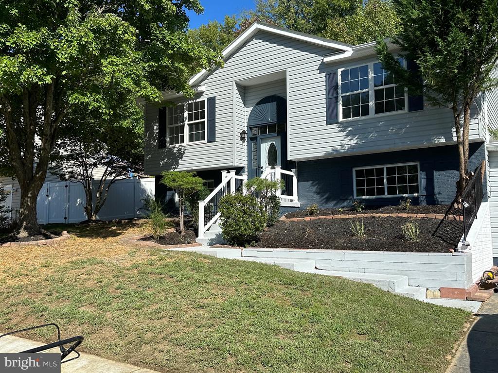 Bismark Dr, Fort Washington, MD 20744