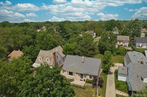 1566 Pearson St, Ferndale, MI, 48220-1648 | Card Image