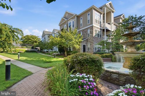 304-506 Sunset View Ter Se, LEESBURG, VA, 20175-6189 | Card Image
