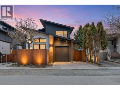 827 Saucier Ave, Kelowna, BC, V1Y6A4 | Card Image