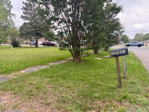 33 S and 201 E Pine Street, Cabot, AR, 72023 | Card Image