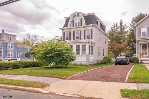 66 Leigh St, Clinton, NJ, 08809-1349 | Card Image