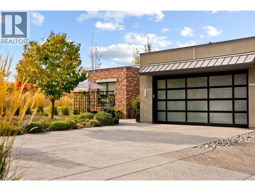 342 Grange Dr, Vernon, BC, V1H2M1 | Card Image