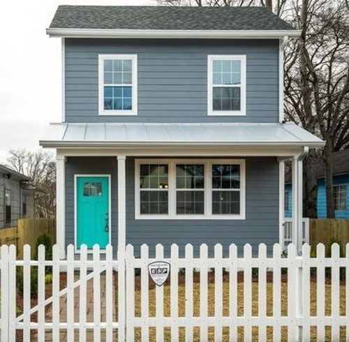 2007 9th Ave N, Nashville, TN, 37208-1513 | Card Image
