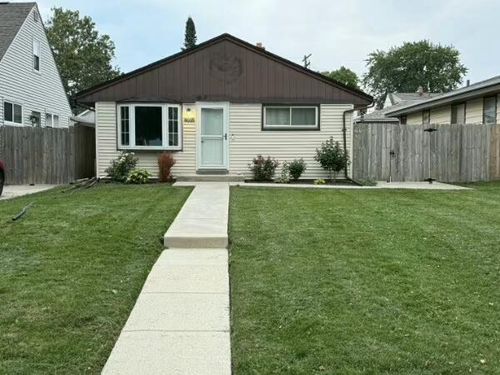 4666 S 50th Street, Greenfield, WI, 53220 | Card Image