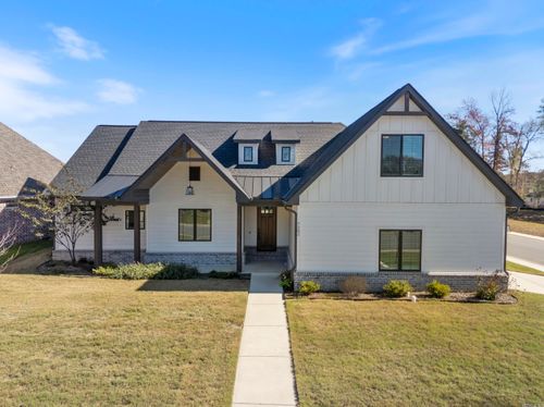 7202 Havenwood Dr, Benton, AR, 72019-8907 | Card Image