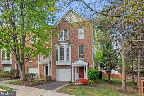 4176 Lower Park Dr, FAIRFAX, VA, 22030-8542 | Card Image