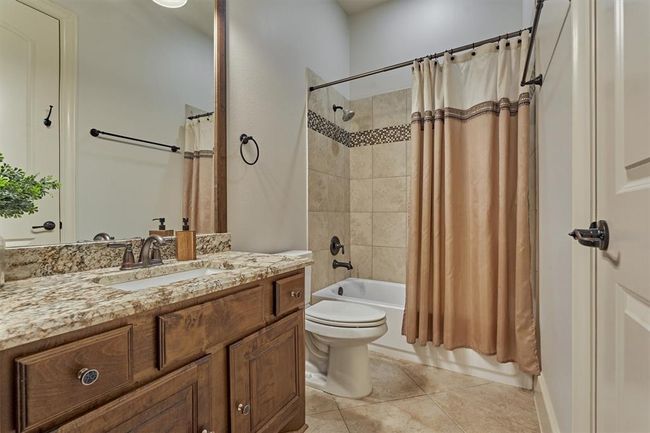 Guest En Suite | Image 25