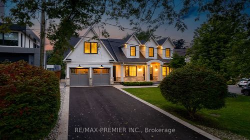 24 Belvedere Dr, Oakville, ON, L6L4B6 | Card Image