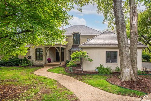 204 Fall Creek Rd, Lawrence, KS, 66049-9066 | Card Image