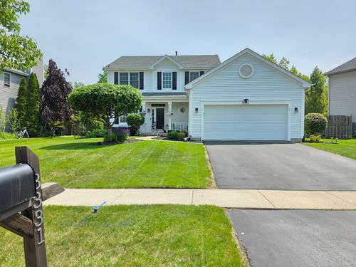 3331 Banford Cir, Lake In The Hills, IL, 60156-6341 | Card Image
