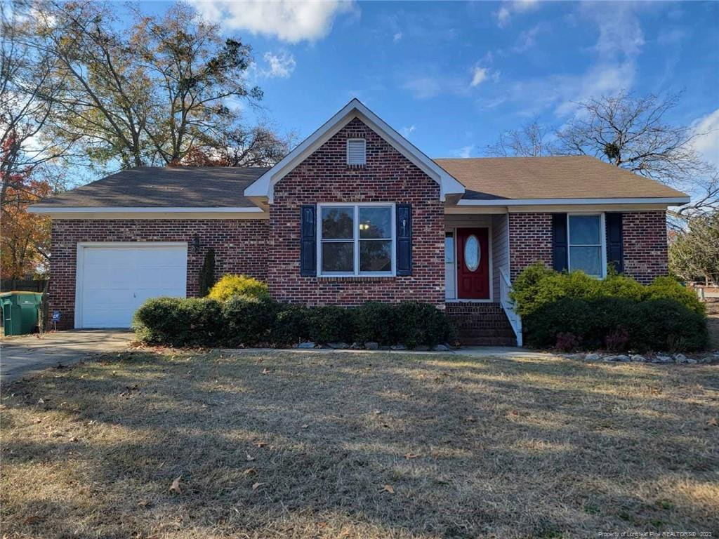 Hanover Dr, Hope Mills, NC 28348