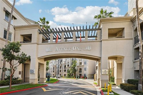 1154 Scholarship, Irvine, CA, 92612 | Card Image