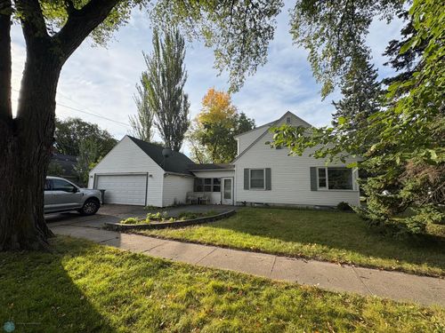 1402 4th St S, Moorhead, MN, 56560-4030 | Card Image