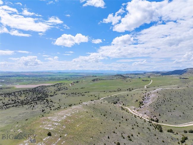 Views to West (Aerial) | Image 11