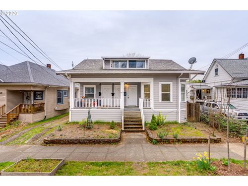 5814 N Mississippi Ave, Portland, OR, 97217-2284 | Card Image