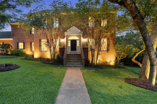 2922 Thousand Oaks Dr, Austin, TX, 78746-7641 | Card Image