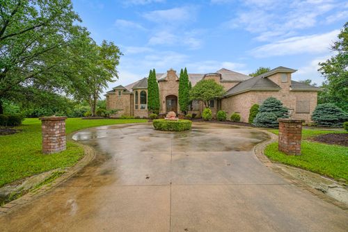 1071 Country Ln, Bourbonnais, IL, 60914-9326 | Card Image