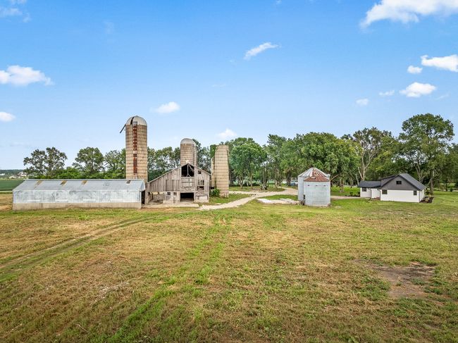 2465 Centerville Rd, House other with 4 bedrooms, 3 bathrooms and 3 parking in ROCKFORD IL | Image 64