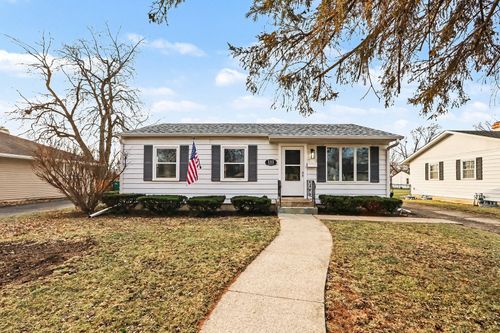 111 Stadium Dr, Joliet, IL, 60435-6422 | Card Image