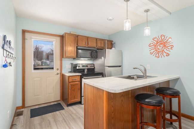 Kitchen - View 2 | Image 8