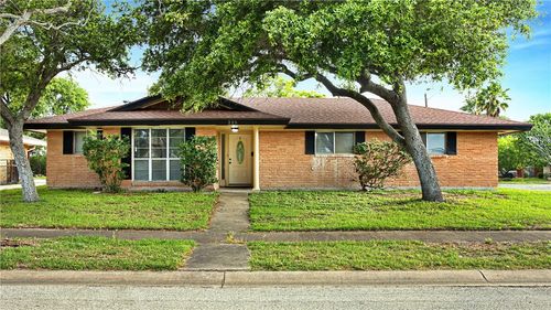 225 Blanco Drive, Portland, TX, 78374 | Card Image