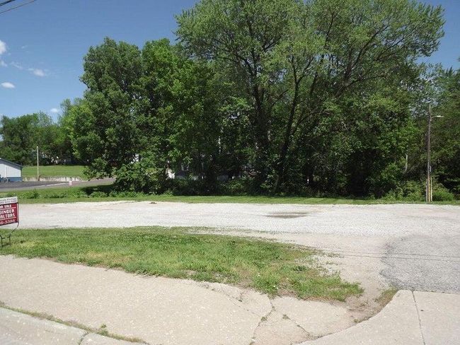 1104 S Odell Ave, Home with 0 bedrooms, 0 bathrooms and null parking in MARSHALL MO | Image 6